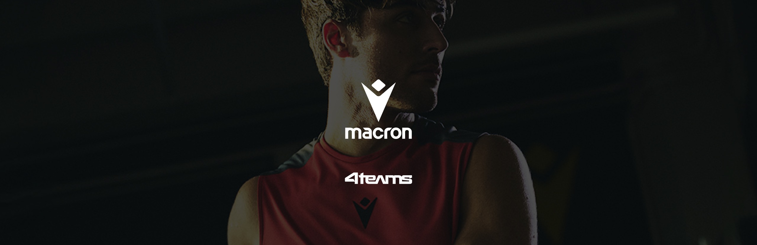 MACRON JA 4TEAMS LOGOD TUMEDA PILDI TAUSTAL